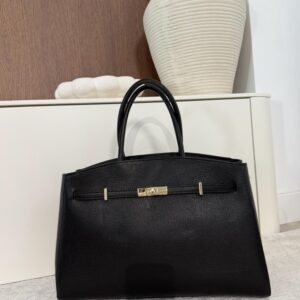 Victoria en cuir de veau 🇮🇹 Noir